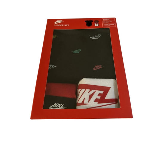 Nike Baby 3-Piece Set Bodysuit Hat Bib